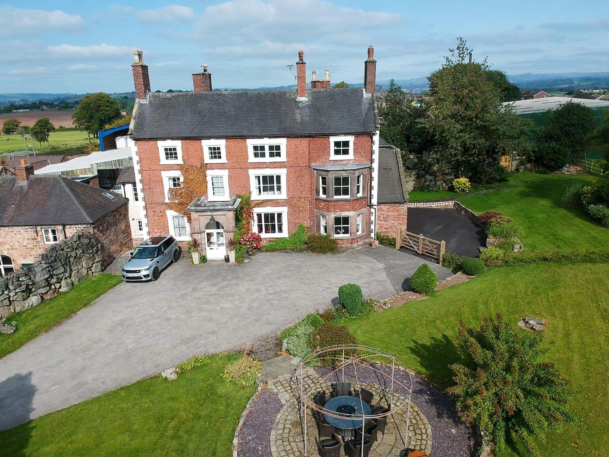 Heath View Villa Cheddleton Buitenkant foto